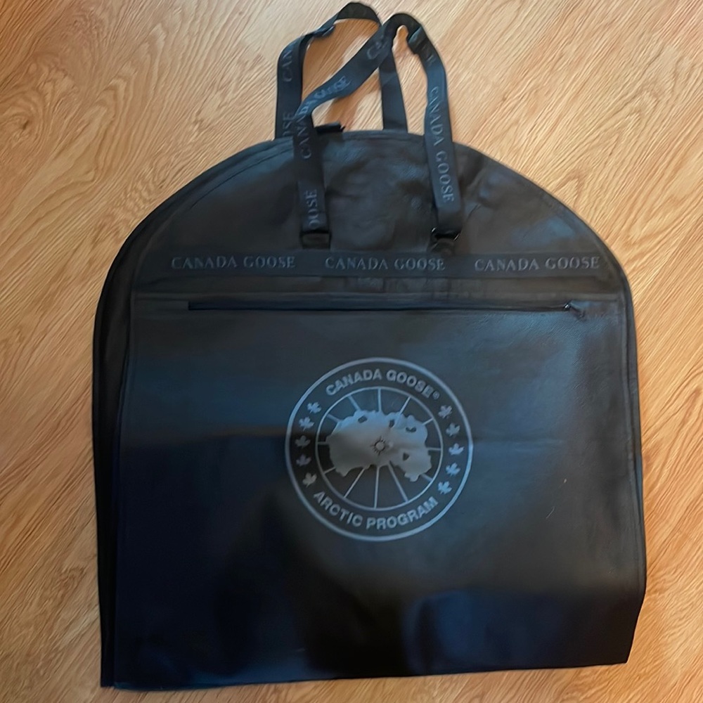 Canada Goose Garment Bag